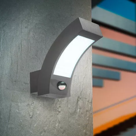 Nouveau ? ESOTEC Applique Dextérieur à Capteur LED Blanc Froid 6000K 330lm 4,5 Watts Applique Dextérieur 201508 ? â Image 2